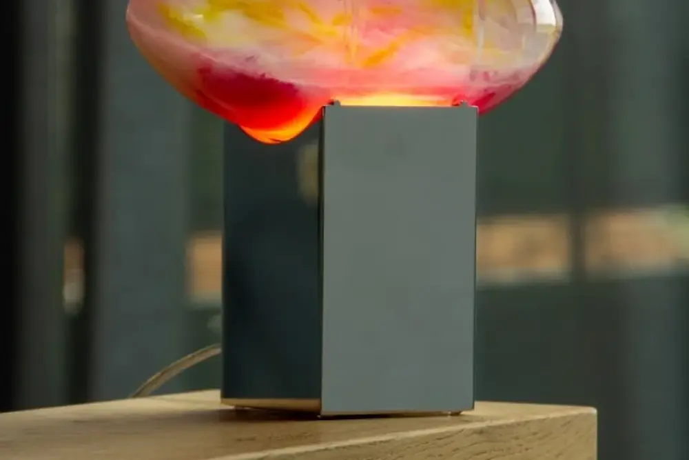 SAU presenteert “Helios” – een eerbetoon aan de eeuwige cirkel van licht